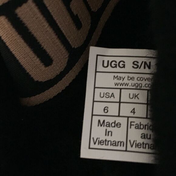 NEW Ugg Women’s Disco Cross Slide Tiger Print Sandals Size 6 - Picture 14 of 14